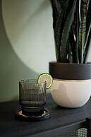 Luxury 2-Bedroom Condo Steps Away from the French Quarter