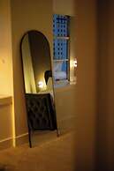 Luxury 2-Bedroom Condo Steps Away from the French Quarter