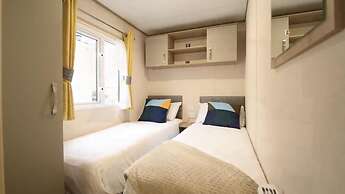 Fantastic Family 3-bed Static Caravan Cooper bea