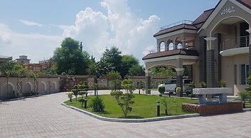 Entire 6-bed Garden Villa