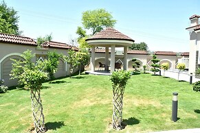 Entire 6-bed Garden Villa