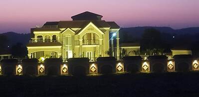 Entire 6-bed Garden Villa