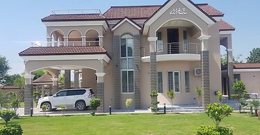 Entire 6-bed Garden Villa