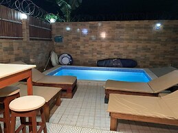 Pool and Beach Villa in Santana