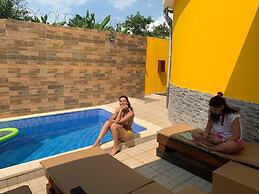 Pool and Beach Villa in Santana