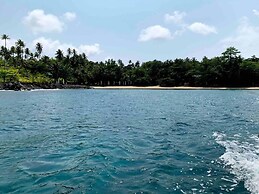 Pool and Beach Villa in Santana