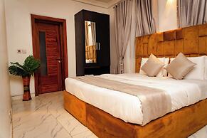 247 Luxury Apartment