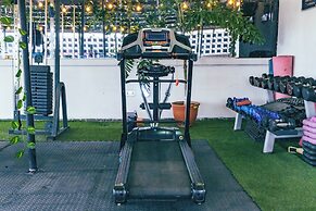 247 Luxury Apartment