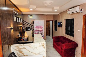 247 Luxury Apartment