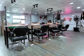 247 Luxury Apartment