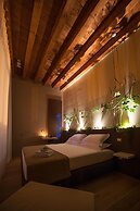 Antica Dimora Luxury Rooms