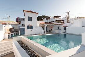 Kalathos Square Luxury Suites