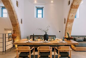 Kalathos Square Luxury Suites