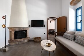 Kalathos Square Luxury Suites