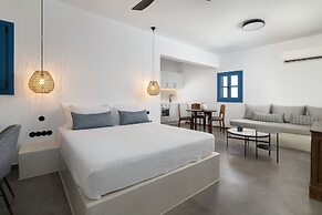 Kalathos Square Luxury Suites