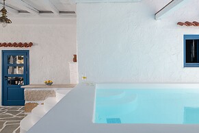 Kalathos Square Luxury Suites