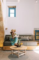 Kalathos Square Luxury Suites