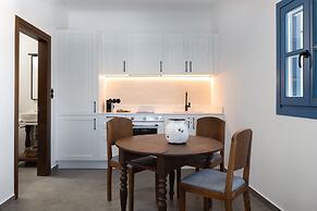 Kalathos Square Luxury Suites