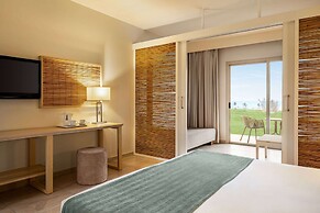 Ramada Hotel & Suites By Wyndham Ayia Napa