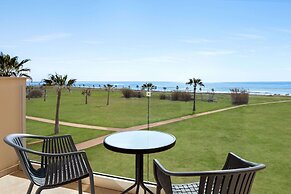 Ramada Hotel & Suites By Wyndham Ayia Napa