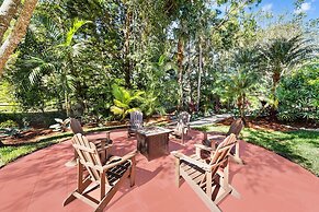 Spacious 8BR w/ Guesthouse + Pool & Tons of Games