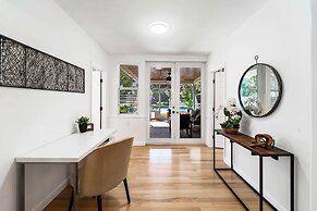 Spacious 8BR w/ Guesthouse + Pool & Tons of Games