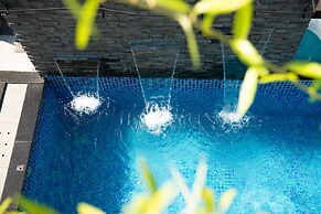 Aaron Boutique Hotel