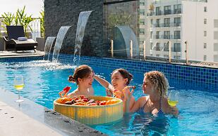 Aaron Boutique Hotel