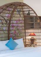 Aaron Boutique Hotel