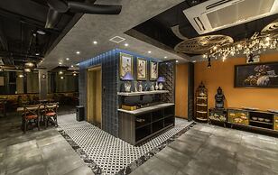 Aaron Boutique Hotel