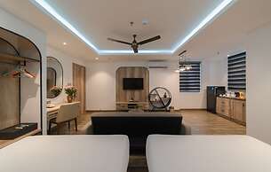 Aaron Boutique Hotel