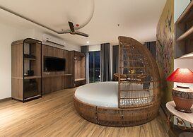 Aaron Boutique Hotel