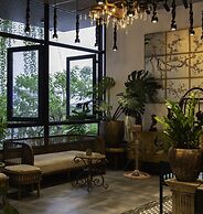 Aaron Boutique Hotel