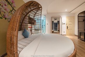 Aaron Boutique Hotel