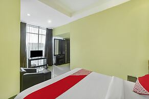 Super OYO 90565 Wesly House