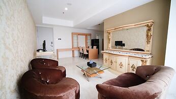 Nice 3Br Connected To Mall At Grand Sungkono Lagoon Apartment