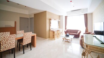 Nice 3Br Connected To Mall At Grand Sungkono Lagoon Apartment