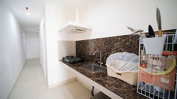 Nice 3Br Connected To Mall At Grand Sungkono Lagoon Apartment