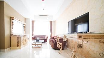 Nice 3Br Connected To Mall At Grand Sungkono Lagoon Apartment