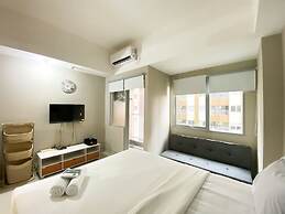 Minimalist Studio Room Gateway Park Lrt City Bekasi Apartment