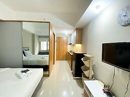 Minimalist Studio Room Gateway Park Lrt City Bekasi Apartment