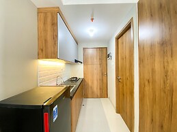 Homey And Cozy Stay Studio Gateway Park Lrt City Bekasi Apartment