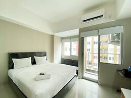 Homey And Cozy Stay Studio Gateway Park Lrt City Bekasi Apartment