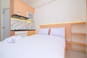 Nice And Comfy Studio At Green Pramuka City Apartment