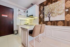 Comfort Designed 1Br At Brooklyn Alam Sutera Apartment