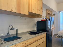 Minimalist Studio Room At Tokyo Riverside Pik 2 Apartment