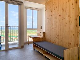 Minimalist Studio Room At Tokyo Riverside Pik 2 Apartment