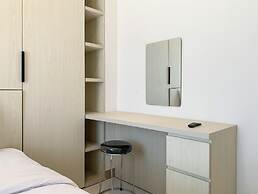 Comfort Strategic 2Br Apartment At Tokyo Riverside Pik 2