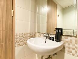 Simply Look And Warm Studio Room Tamansari Iswara Apartment