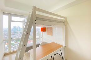 Spacious And Comfort Living 2Br At Menteng Park Apartment